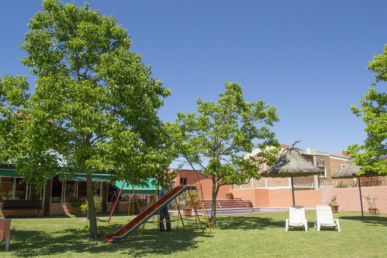 Apart Hotel Natural Del Dayman Salto Buitenkant foto